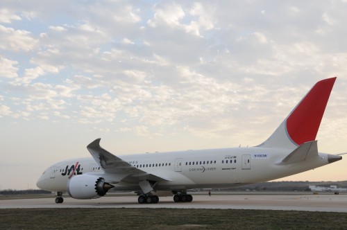 JAL's old livery on the 787 Dreamliner. Image by The Boeing Company.