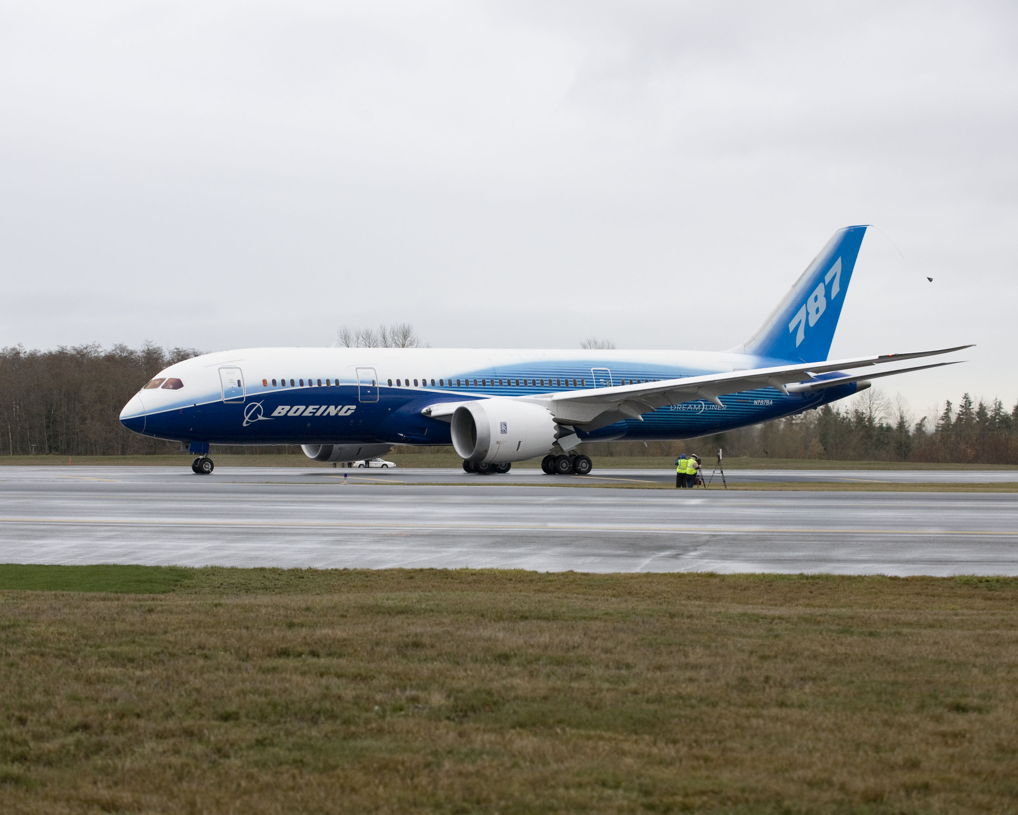 And where it all became. The Dreamliner livery seen on ZA001 on her maiden flight. Image by The Boeing Company.