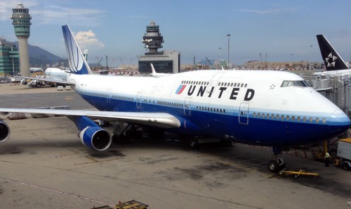 A classing United Airlines Boeing 747-400. Photo by Blaine Nickeson.