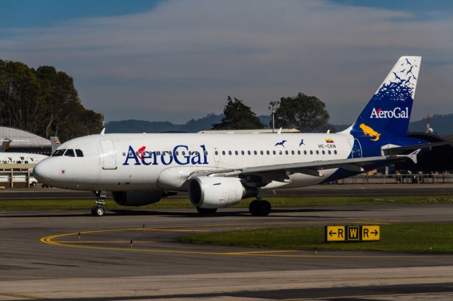 AeroGal Airbus A319. Photo by Jpap Carlos Medau / Flickr CC. 
