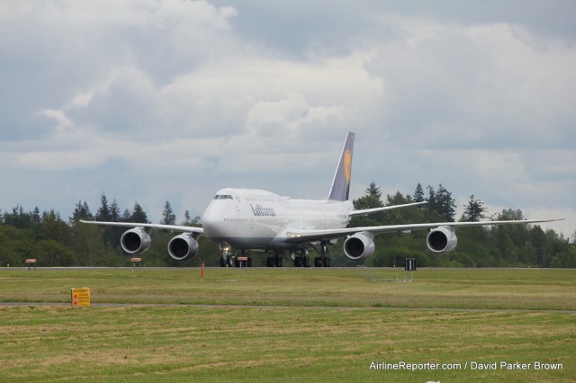We were treated to a Lufthansa Boeing 747-8 Intercontinental. Not officially part of the show, but exciting none-the-less. 