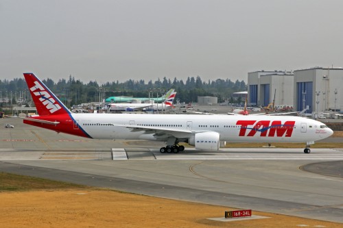 PT-MUI conducting flight tests at Paine Field. Image: Ken Fielding.