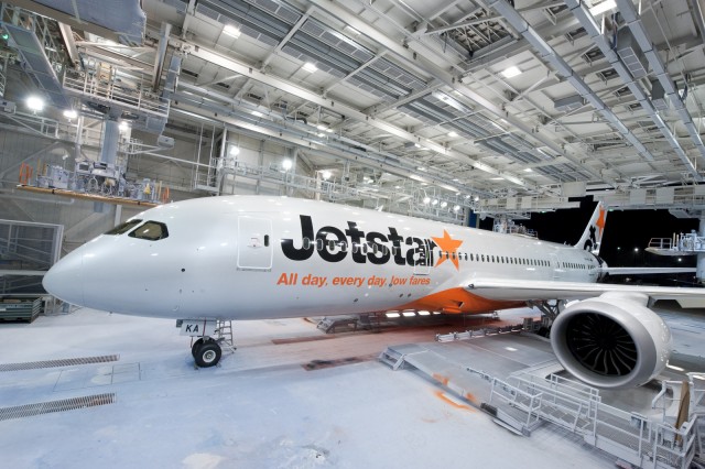 Jetstar's First 787 inside the Paint Hangar at Everett - Photo: Jetstar