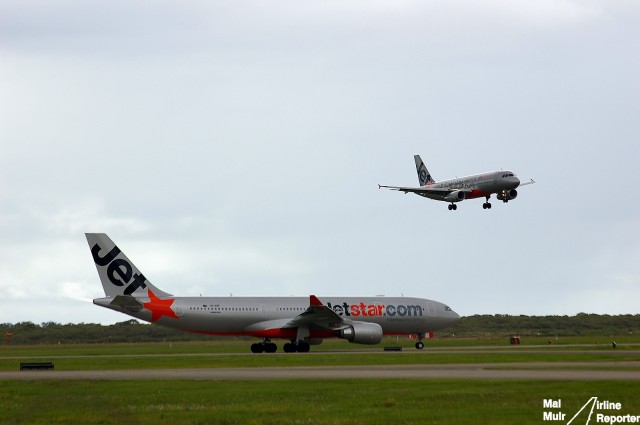 The Current Jetstar Fleet is made up of all Airbus aircraft like this Airbus A320 & A330 - Photo: Mal Muir | AirlineReporter.com