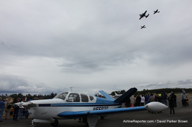 No matter what kind of airplanes you like (warplanes, commercial, general aviation, helicopters, etc) they were at Paine Field. 