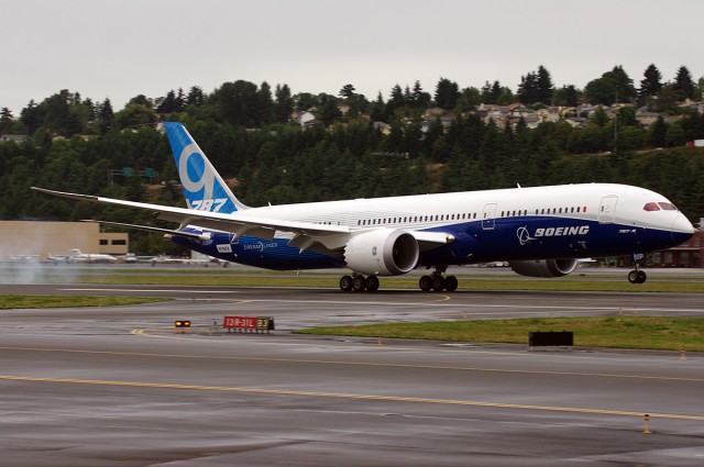 ZB-001 touches down at 4:19pm on 13R at Seattle's Boeing Field completing its maiden flight - Photo: Bernie Leighton | AirlineReporter.com
