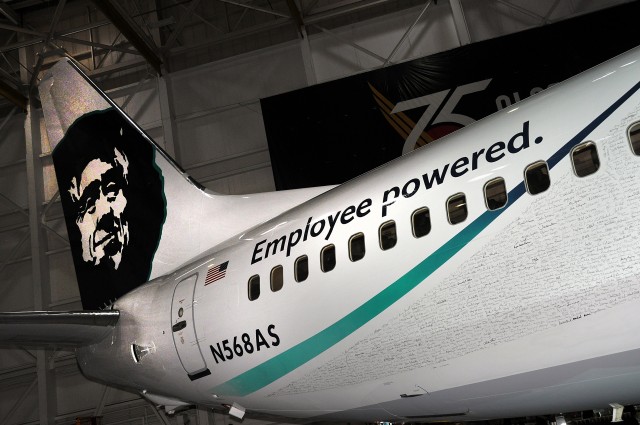 Check out that sparkle on the tail. Image: Alaska Airlines