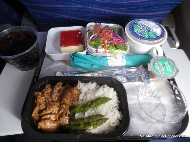 A Fresh Tasty meal onboard Hawaiian after leaving Honolulu is a good start to a flight - Photo: Mal Muir | AirlineReporter.com