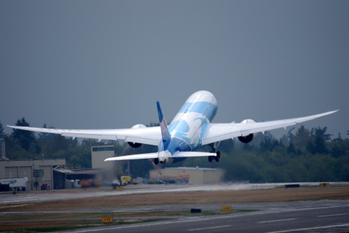 And lift off. China Southern's 787 is about to go on a 1hr 40min flight and return back to Paine Field. Photo by Malcolm Muir.