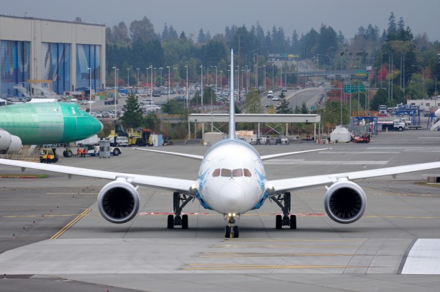 Spotting a 787 at Paine Field would not be complete without a head-on shot. Photo by Malcolm Muir. 