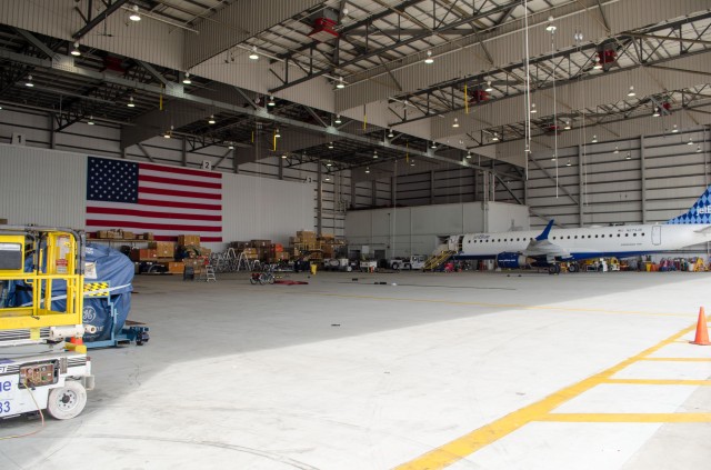 Inside the JetBlue hangar. Image: Jason Rabinowitz