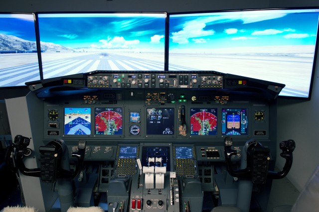 Honeywell's Redmond Flight Simulator. Photo by Bernie Leighton | AirlineReporter.com