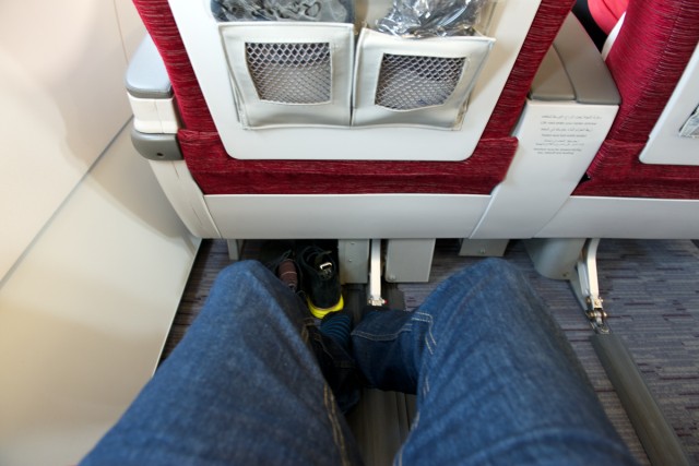 Leg room of QR's A320 Business Class Seat. Photo by Bernie Leighton | AirlineReporter.com