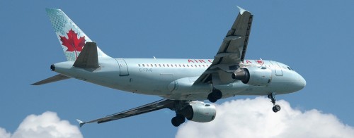 How will Air Canada go about replacing their Airbus A319s? Image: Caribb.