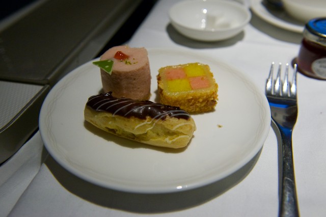 A selection of small pastries. Photo by Bernie Leighton | AirlineReporter.com