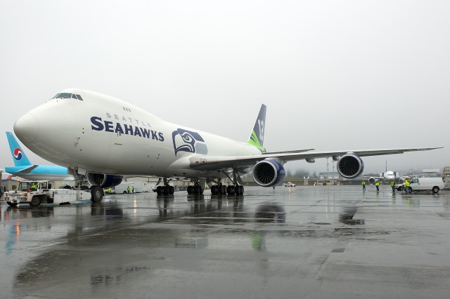 The left hand side of the freshly unveiled Seattle Seahawks Boeing 747-8. Photo by Bernie Leighton | AirlineReporter.com