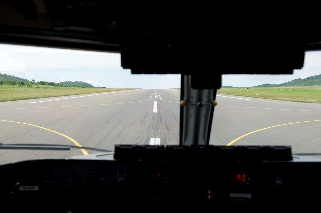 Touching down on the runway back at POM. Photo by Bernie Leighton | AirlineReporter.com