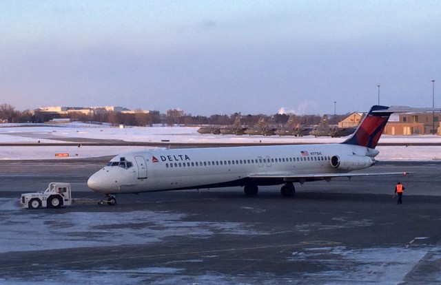 Delta Flight 2014, the final scheduled DC9 flight, pushed back from the gate at MSP. (Photo: Chris Spradlin)