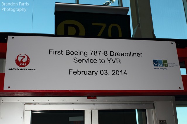 Banner welcoming Passengers onboard - Brandon Farris - AirlineReporter