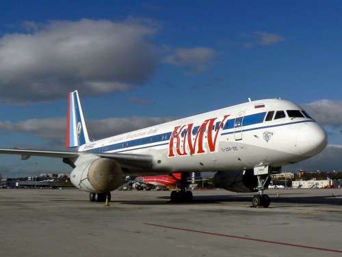 A KMV Tupolev Tu-204 - Photo: / Flickr CC