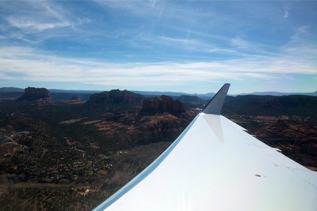 A G650 wing and Sedona. Photo - Bernie Leighton | AirlineReporter.com