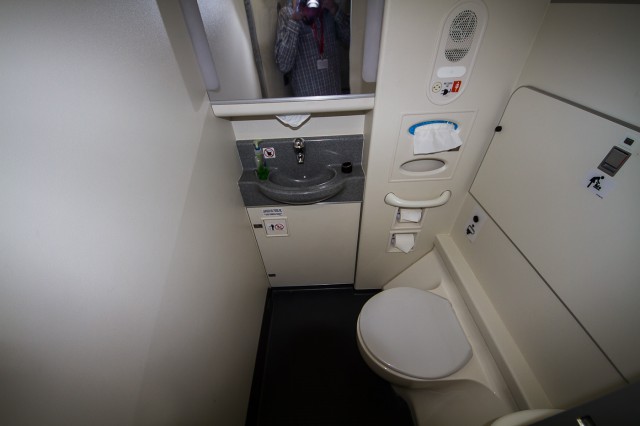 The tiny lav inside the Sukhoi Superjet - Photo: Jacob Pfleger | AirlineReporter