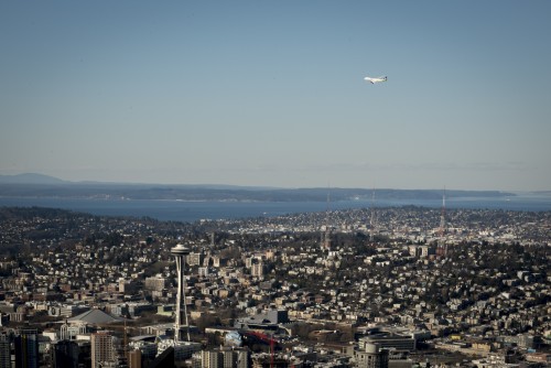 The Seahawks 747 flies over Seattle - Photo: Boeing