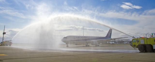 ANA's inaugural flight to YVR gets a plane wash. Nice salute! Photo: Leighton Matthews, Pacific Air Photo