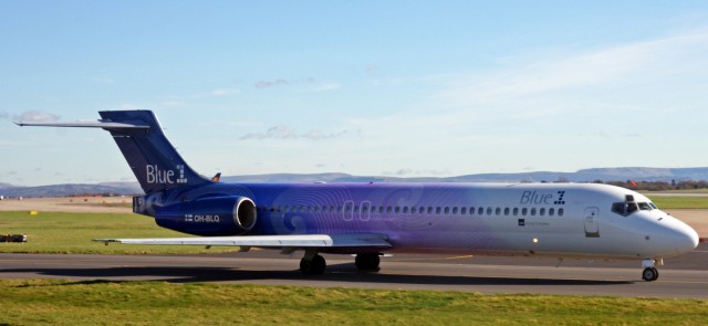 A Blue1 Boeing 717 in Manchester - Photo: Ken Fielding