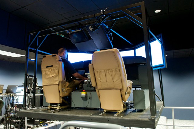 Honeywell's Flight Deck of the Future simulator is full  motion. But cockpit agnostic. Photo - Bernie Leighton | AirlineReporter.com