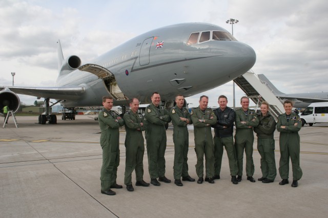 Mission complete - the guys at the share end! Photo: Graham Dinsdale