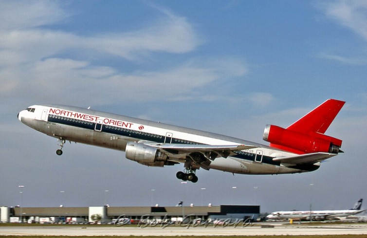 A Northwest Orient DC-10 - Photo: Bob Garrard