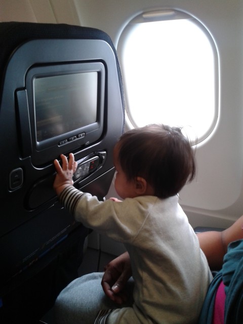 Air New Zealand's IFE system gets inspected - Photo: David Delagarza