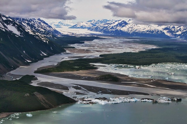 Alsek River flowing into an iceberg filled Alsek Lake Photo: David Delagarza