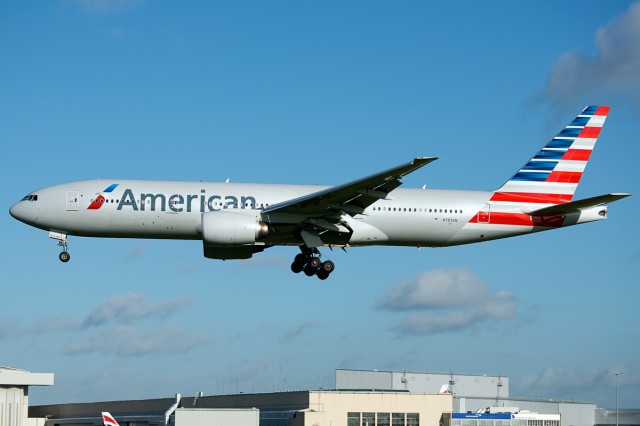An American Airlines 777-200ER in the new Livery. Photo - Bernie Leighton | AirlineReporter.com