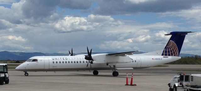 United Bombardier Dash 8 Q400 at Durango - Photo: Blaine Nickeson | AirlineReporter