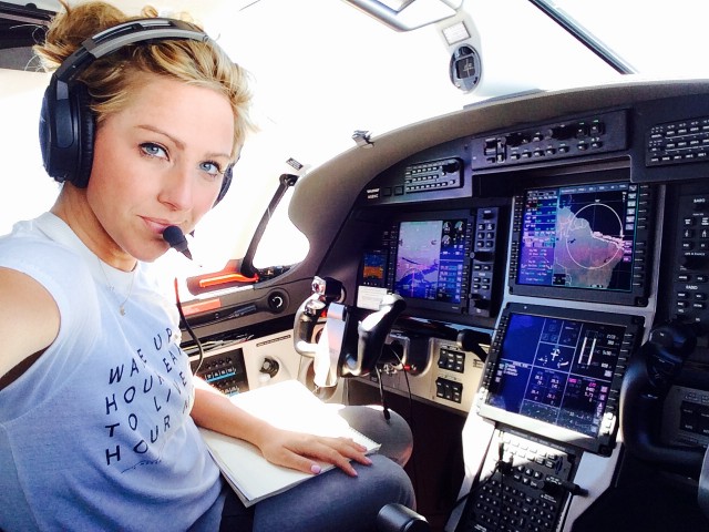 Amelia in command of the PC-12NG - Photo: Amelia Rose Earhart