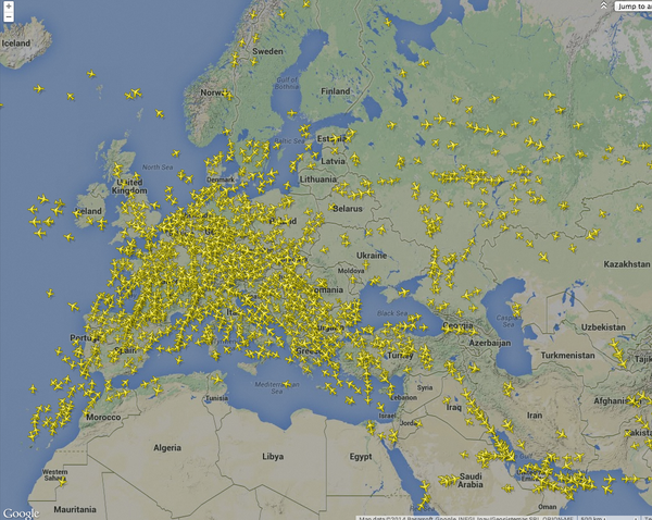 As of 12:30pPDT there are many flights going over Ukraine. Image - Flight24 / @AlexJamesFitz