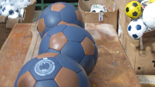 Completed LUV Seat soccer balls in Alive & Kicking workshop (Nairobi, Kenya) - Photo: Southwest Airlines