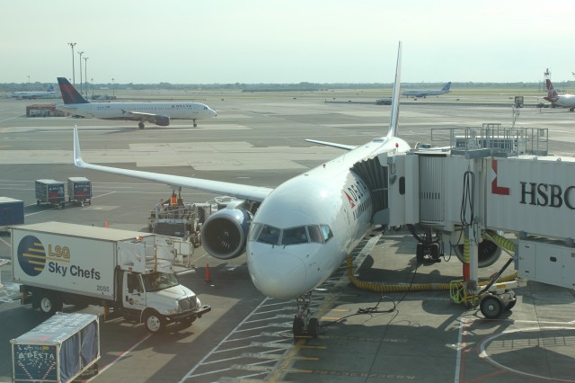 Delta Air Lines Boeing 757 at JFK
