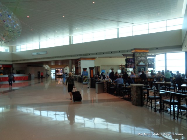 Dallas Love Field's terminal area with Restaurant/Bar area