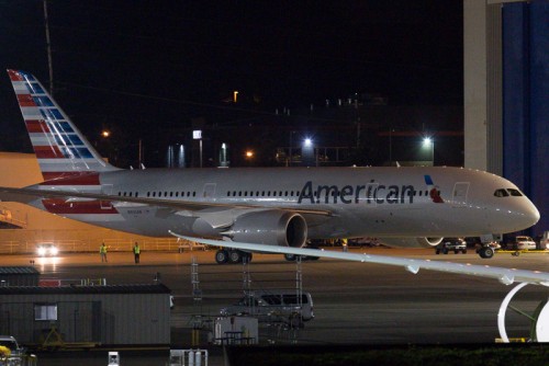 American Airlines' first Boeing 787 Dreamliner seen in full livery - Photo: Jeremy Dwyer-Lindgren