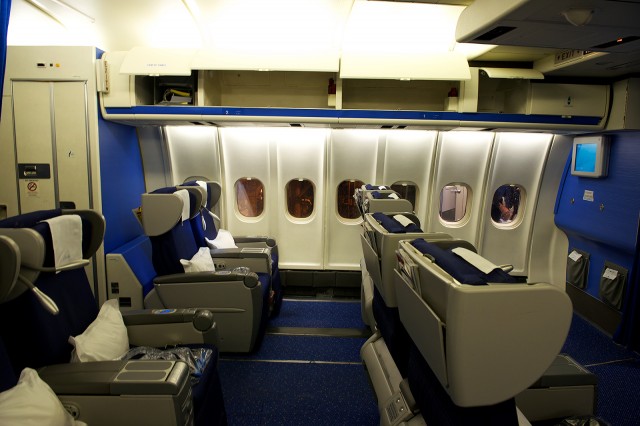 The front business cabin aboard PH-KCE. Photo - Bernie Leighton | AirlineReporter