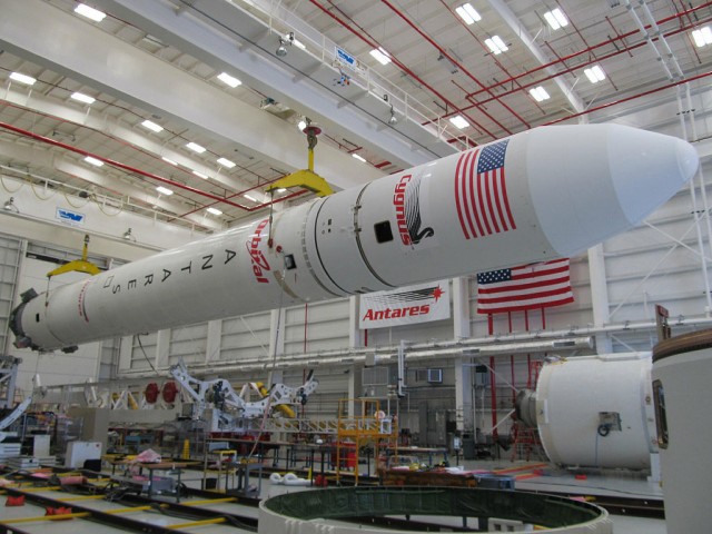 Antares Rocket seen in horizontal position - Photo: Craigboy | Wiki Commons