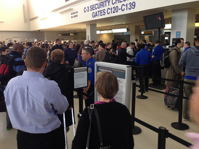 Here is a lane at Newark, where it still took passengers 30 minutes to get through - Photo: Wayan Vota | Flickr CC