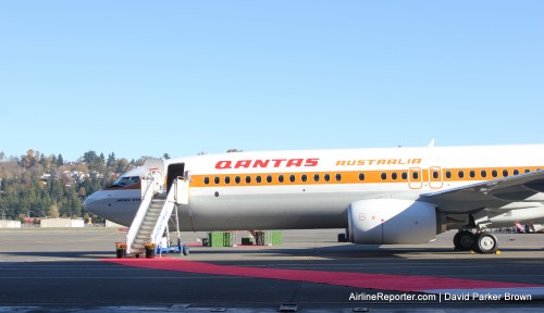 The Qantas' retro livery on their new Boeing 737