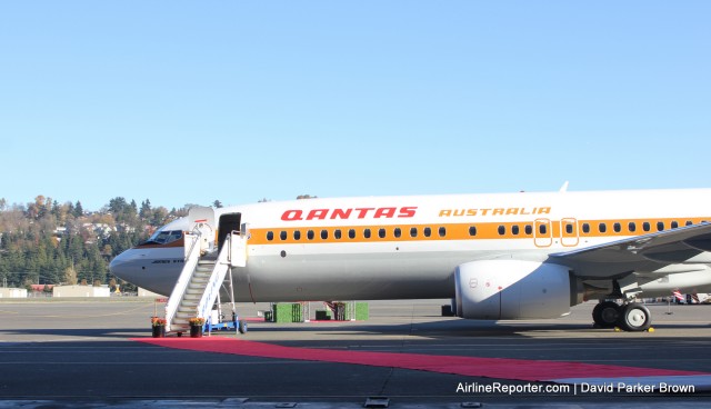 The Qantas' retro livery on their new Boeing 737 
