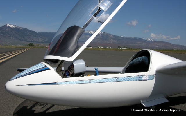 The LS4 waits for us in the staging area near the threshold of Runway 30.  I only left the canopy up long enough to quickly take this photo on a no-wind day - a strong breeze could smack it down and damage it.