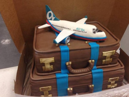 You cannot have a party without a cake! An AirTran 737 cake.