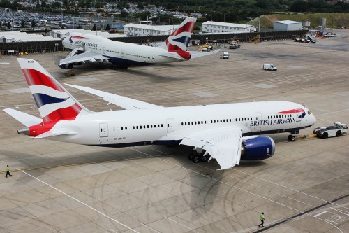 British Airways' first Boeing 787 Dreamliner arrives at London Heathrow on 27 June 2013 - Photo: Jeff Garrish | BA